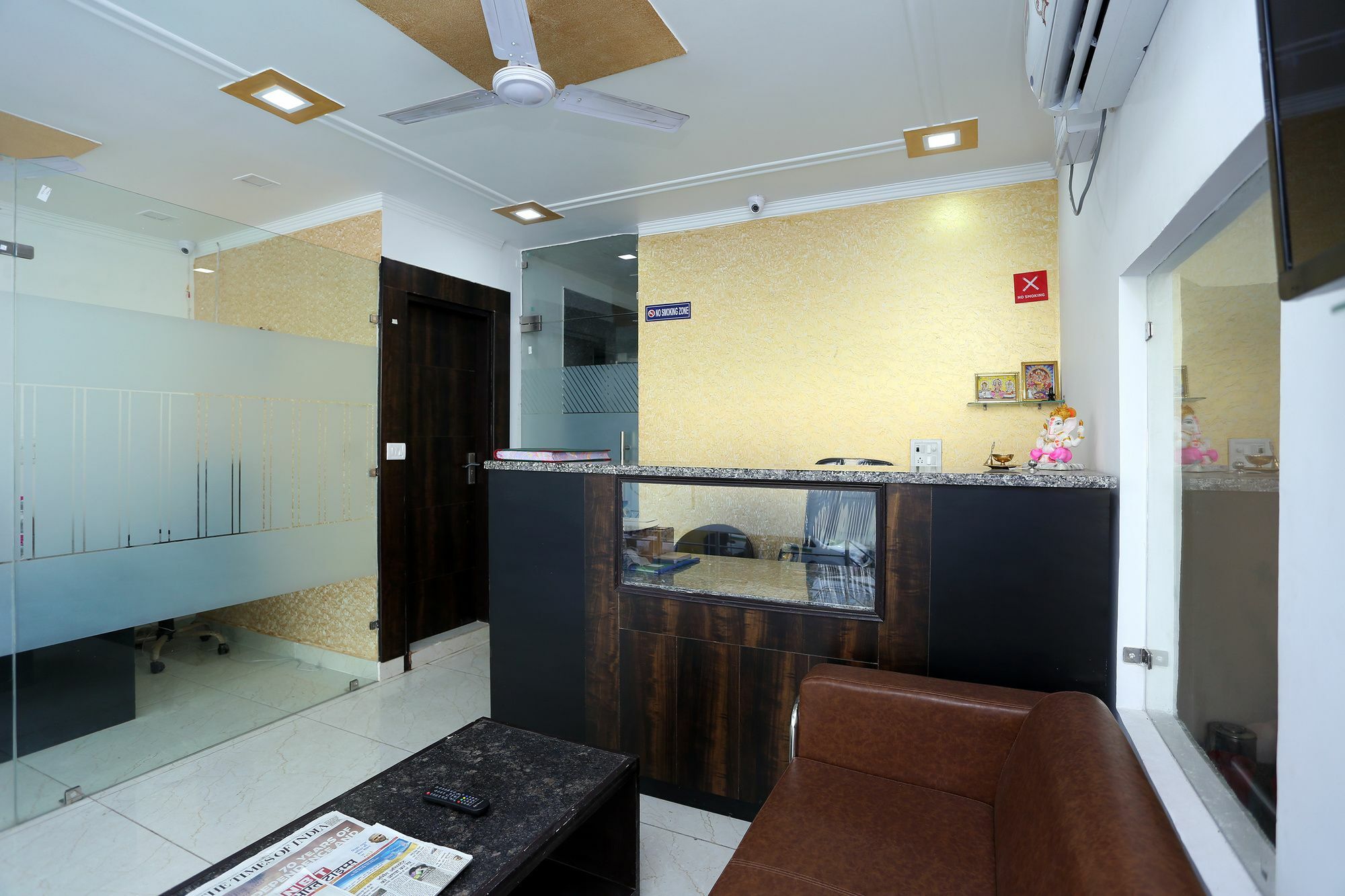 Hotel Aero Stay Нью-Дели Экстерьер фото